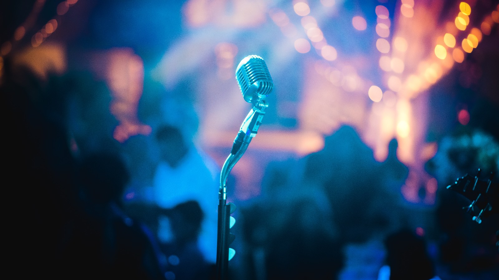 bruno-emmanuelle-Gi6-m_t_W-E-unsplash